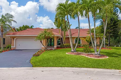 5260 NW 98th Ln, Coral Springs, FL 33076
