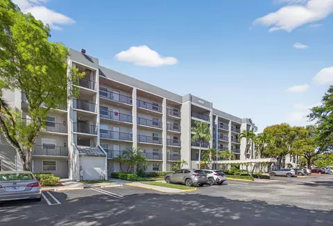 4091 Cypress Reach Ct #302, Pompano Beach, FL 33069