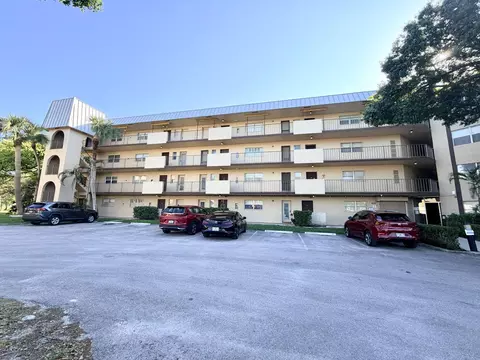 6260 S Falls Cir Dr #201, Lauderhill, FL 33319