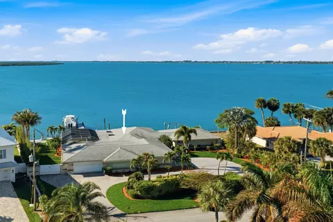 1625 Thumb Point Dr, Fort Pierce, FL 34949