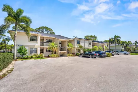 12926 Briarlake Dr #102, West Palm Beach, FL 33418