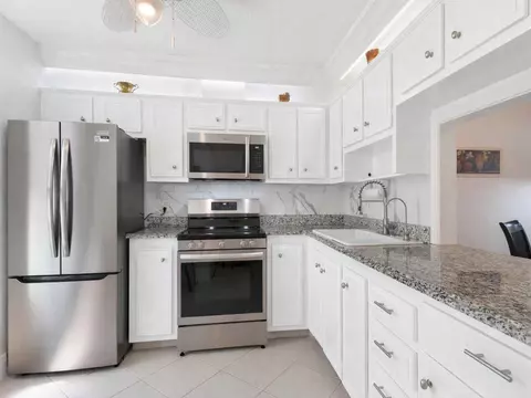 857 Worcester Ln #B, Lake Worth, FL 33467