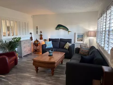 223 Southampton B, West Palm Beach, FL 33417