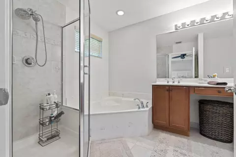 Bath - 7221 Briella Dr, Boynton Beach, FL 33437 photo 2 of 7