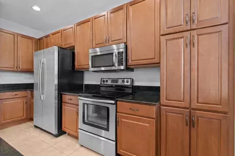 Kitchen - 7221 Briella Dr, Boynton Beach, FL 33437 photo 2 of 5
