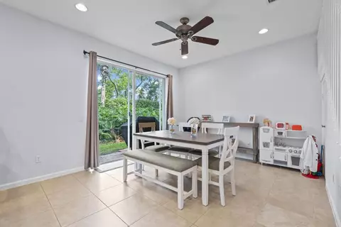 Dining - 7221 Briella Dr, Boynton Beach, FL 33437 photo 1 of 4