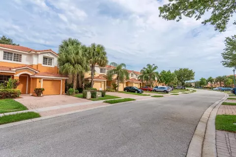 View/Area - 7221 Briella Dr, Boynton Beach, FL 33437 photo 1 of 2
