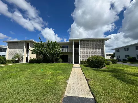 115 S South Blvd #2C, Boynton Beach, FL 33435