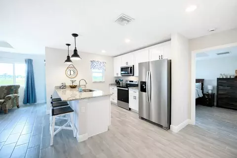 Kitchen - 1320 SW 44th Blvd, Okeechobee, FL 34974 photo 2 of 3