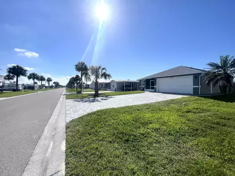 Exterior - 1320 SW 44th Blvd, Okeechobee, FL 34974 photo 3 of 7