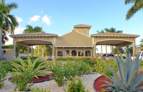 1801 Eleuthera Pt #H3, Coconut Creek, FL 33066