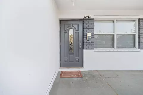 5042 Eadie Pl, West Palm Beach, FL 33407