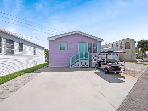 802 Nettles Blvd, Jensen Beach, FL 34957