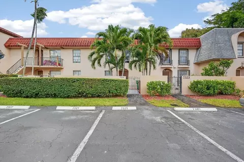 7325 SW 26th Ct #22, Davie, FL 33314