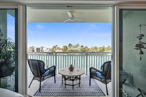 2611 N Riverside Dr #304, Pompano Beach, FL 33062