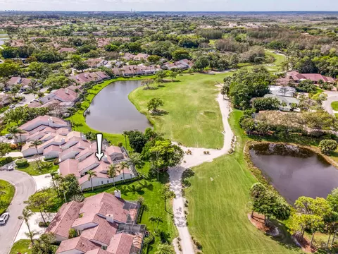 18 Edinburgh Dr, Palm Beach Gardens, FL 33418