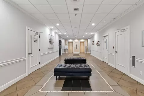 Entry Way - 1300 S Highway A1a #320, Jupiter, FL 33477 photo 6 of 6