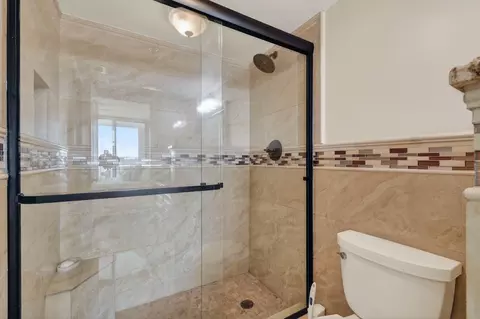 Bath - 1300 S Highway A1a #320, Jupiter, FL 33477 photo 4 of 5