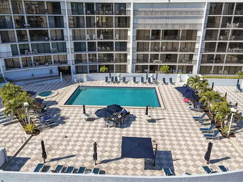 Exterior - 1300 S Highway A1a #320, Jupiter, FL 33477 photo 12 of 15