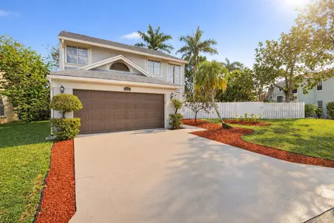 1103 W Fairfax Cir W, Boynton Beach, FL 33436