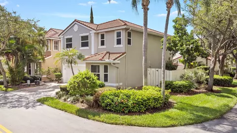 1140 Linden St, Hollywood, FL 33019