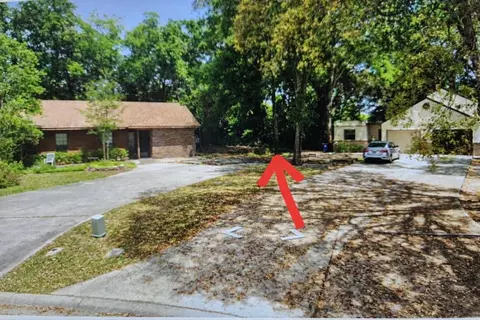 7520 Colony Cove Ln, Jacksonville, FL 32277