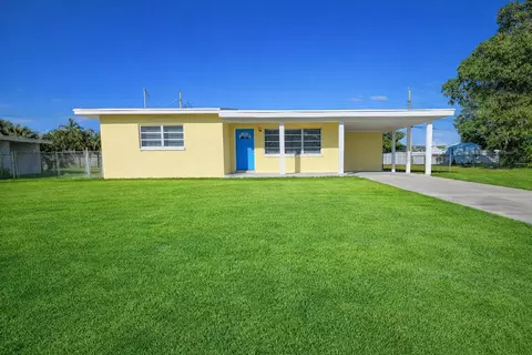 116 NEntrada Ave, Port Saint Lucie, FL 34952