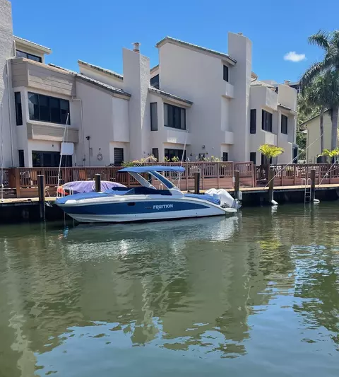 1127 Boca Cove Ln, Highland Beach, FL 33487