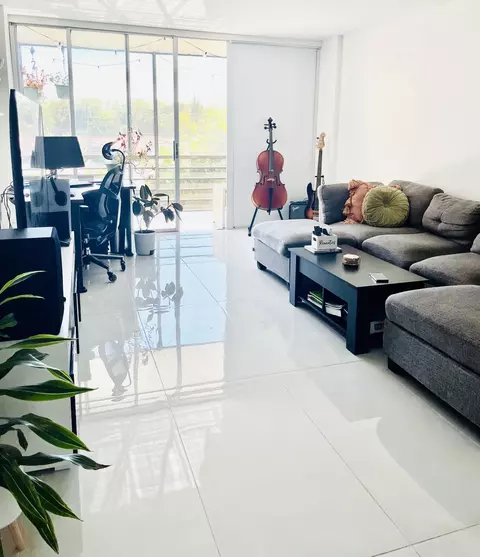 111 Royal Pk Dr, Oakland Park, FL 33309