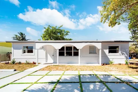 1031 SW 6th Way, Deerfield Beach, FL 33441