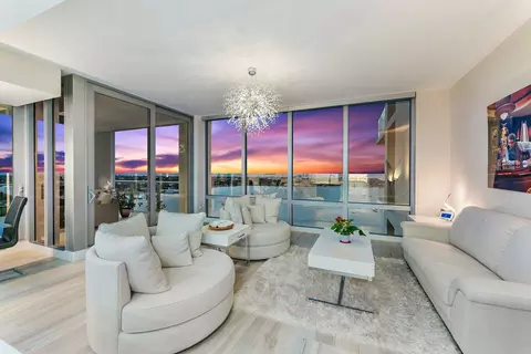 1 Water Clb Way #1703, North Palm Beach, FL 33408