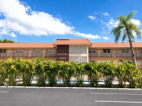 3930 Crystal Lake Dr #206, Pompano Beach, FL 33064