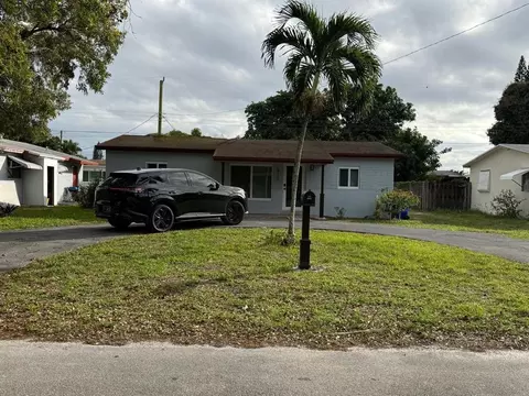 6720 Park St, Hollywood, FL 33024