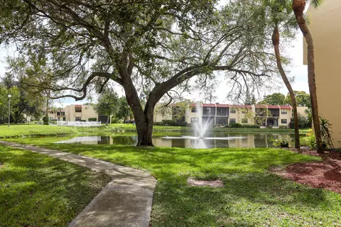 2050 Oleander Blvd #8104, Fort Pierce, FL 34950