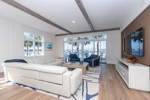 184 Lake Dr #3201, Palm Beach Shores, FL 33404