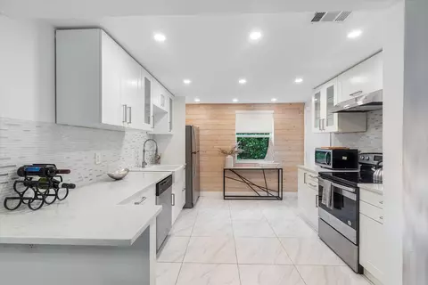 1015 Ingraham Ave #9, Delray Beach, FL 33483