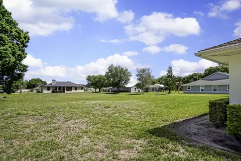 Exterior - 2321 SW 3rd Ct, Okeechobee, FL 34974 photo 7 of 8