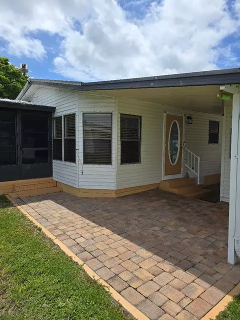 5610 Hemingway Ct #5, Fort Pierce, FL 34982