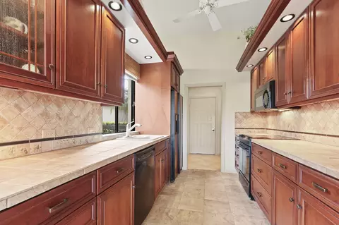 Kitchen - 232 E River Park Dr, Jupiter, FL 33477 photo 6 of 6