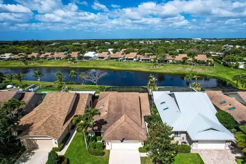 View/Area - 232 E River Park Dr, Jupiter, FL 33477 photo 2 of 7