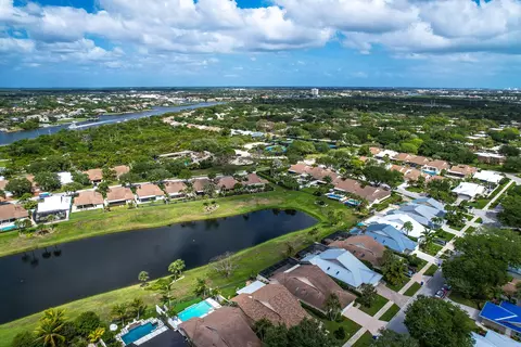 View/Area - 232 E River Park Dr, Jupiter, FL 33477 photo 4 of 7