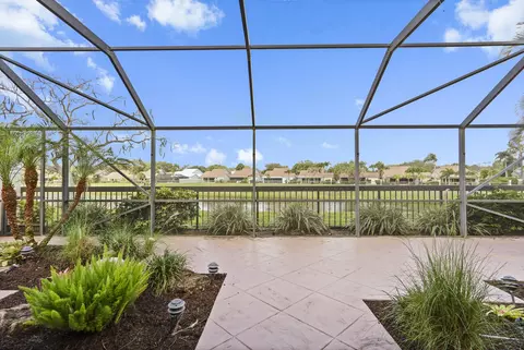 Exterior - 232 E River Park Dr, Jupiter, FL 33477 photo 6 of 9