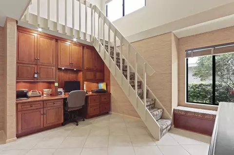 Entry Way - 232 E River Park Dr, Jupiter, FL 33477 photo 3 of 5