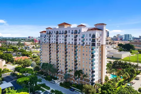 616 Clearwater Park Rd #1106, West Palm Beach, FL 33401