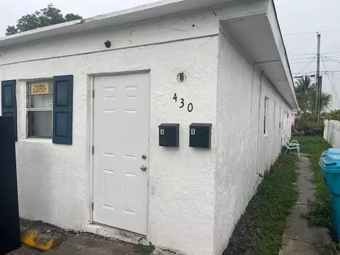 430 NW 12th Ave, Boynton Beach, FL 33435