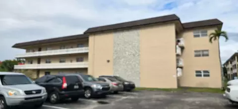 5861 NW 16th Pl #201, Sunrise, FL 33313