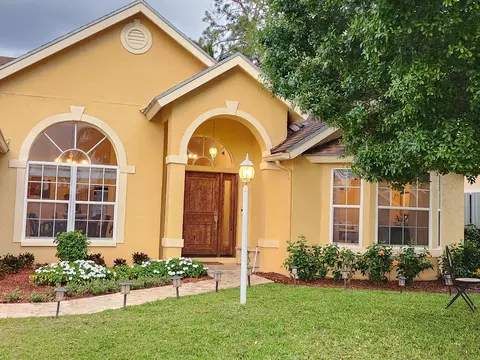 13053 Meadowbreeze Dr, Wellington, FL 33414