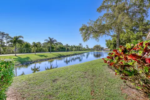 13841 Royal Palm Ct #A, Delray Beach, FL 33484