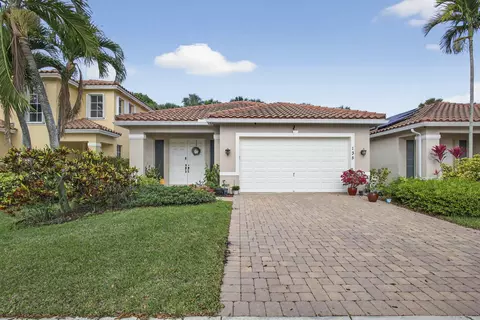 135 Atwell Dr, West Palm Beach, FL 33411
