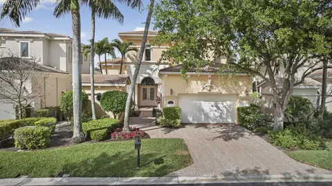 142 Viera Dr, Palm Beach Gardens, FL 33418
